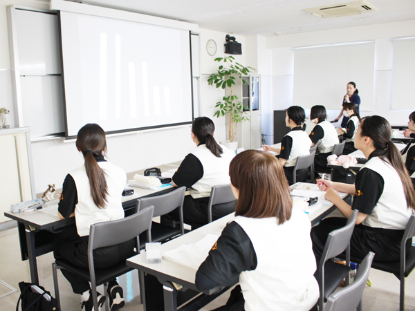 リボンを付ける基礎練習☆